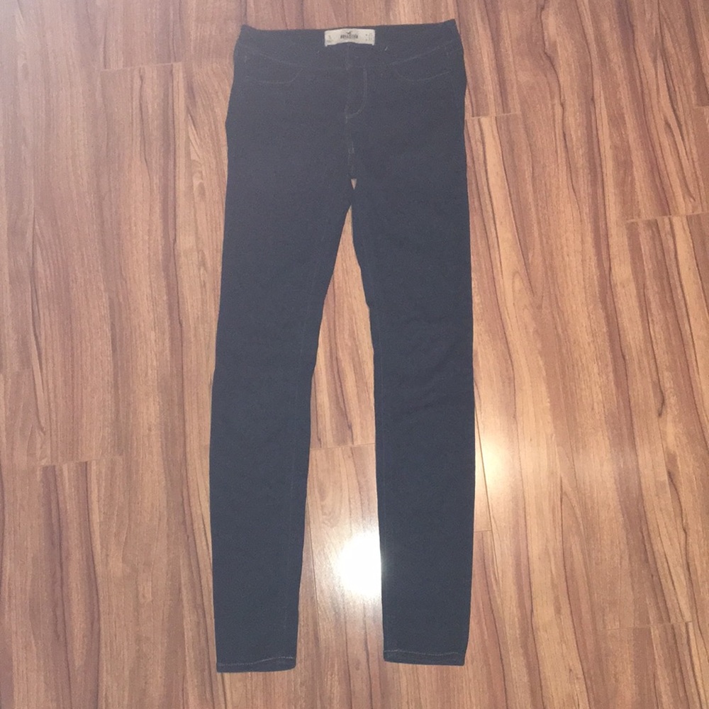 Hollister: dark wash jegging